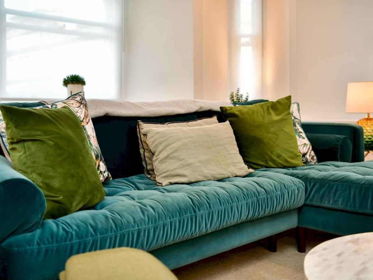 Pass The Keys Beautiful 2 Bed Apartment With Parking In The Bay Кардифф Экстерьер фото